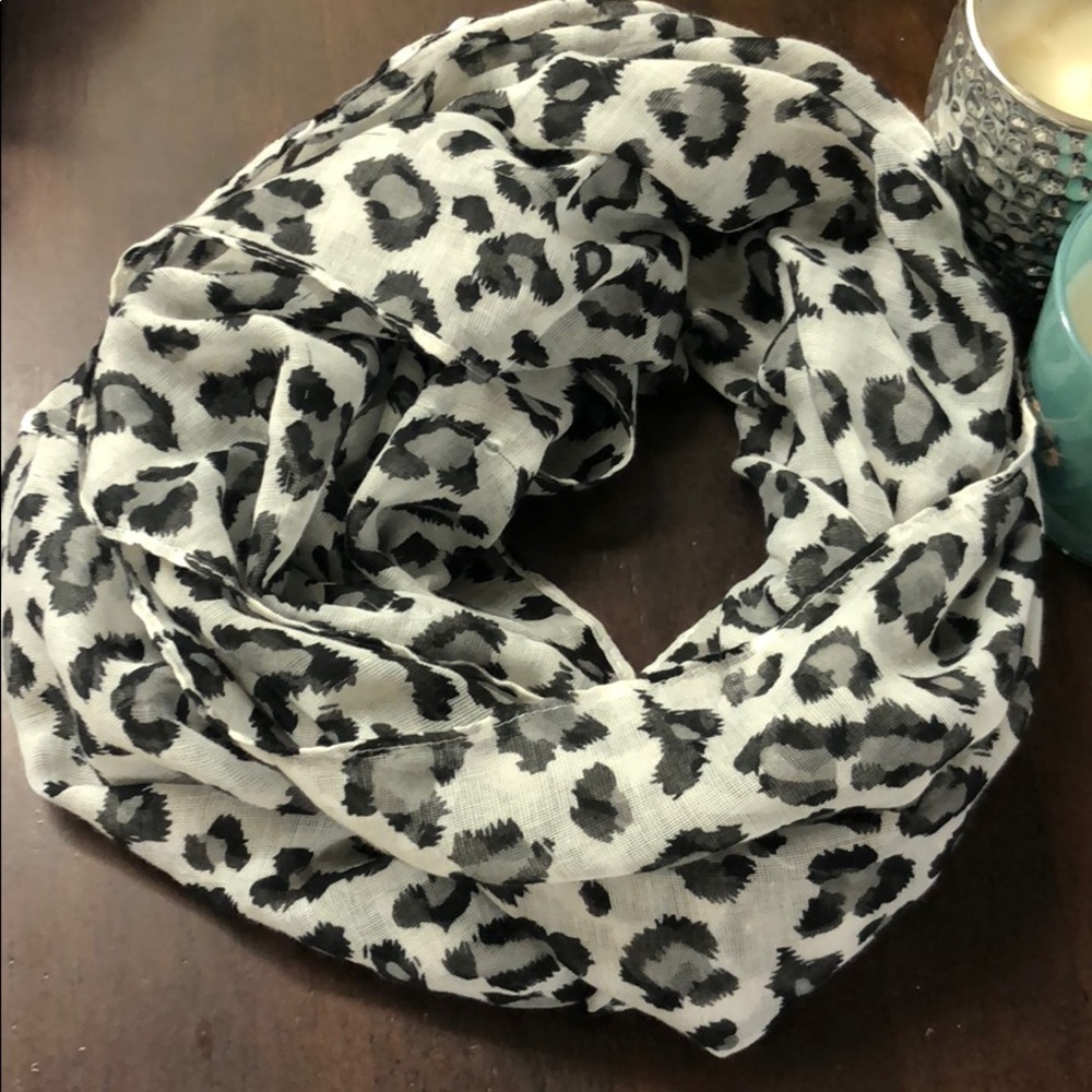 Leopard black and white infinity scarf